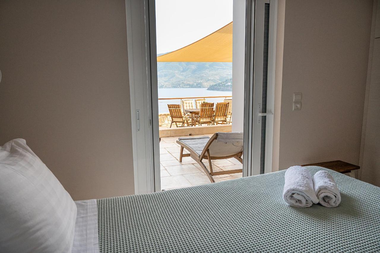 Kalavria Luxury Suites, Afroditi Suite With Magnificent Sea View And Private Swimming Pool. Poros Town Extérieur photo